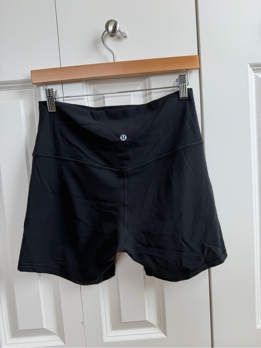 Lululemon Align Short *6"
Black (Second Release) 10 - Picture 7 of 8